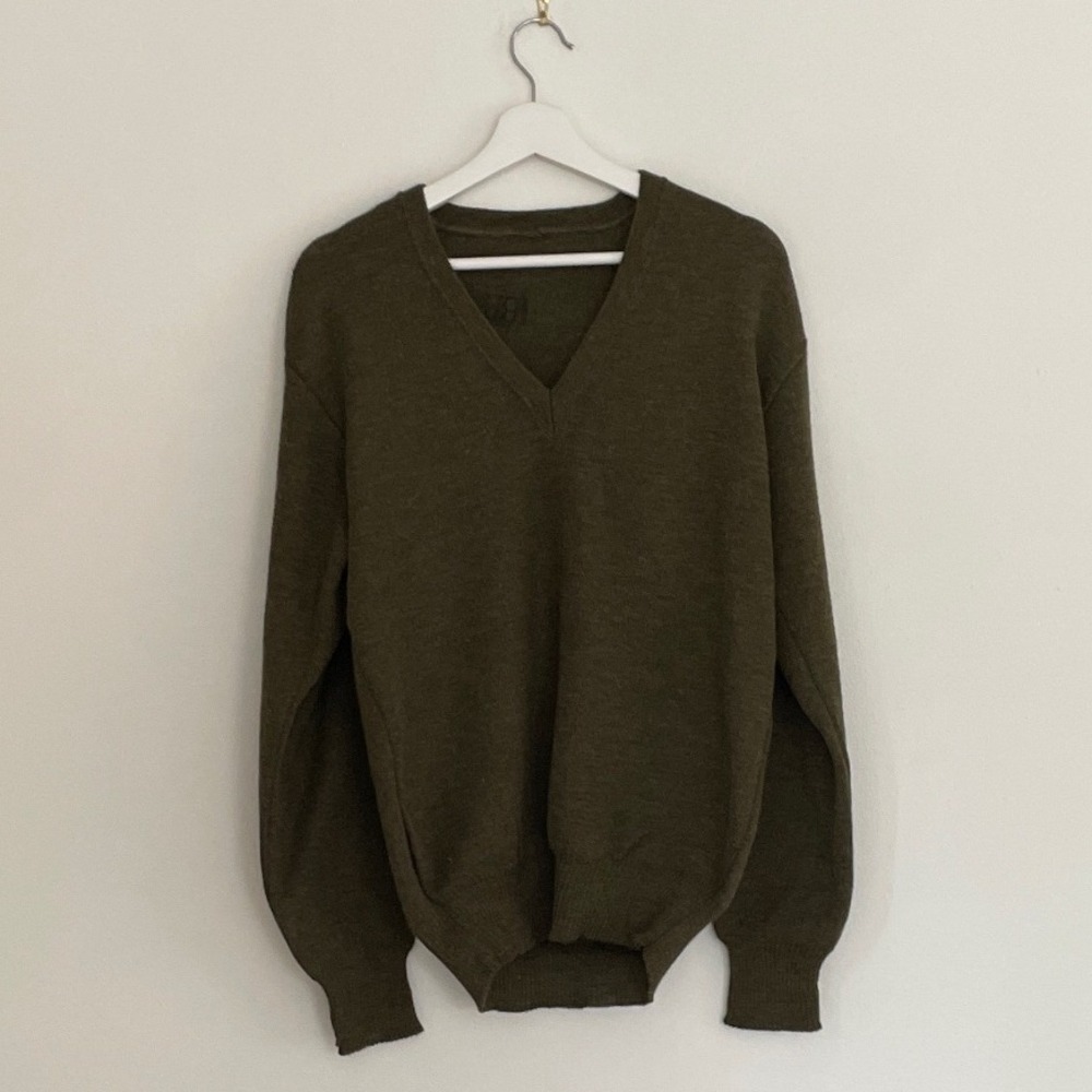 Vintage Olive Green Military Wool V-Neck Sweater Mens Medium 0507